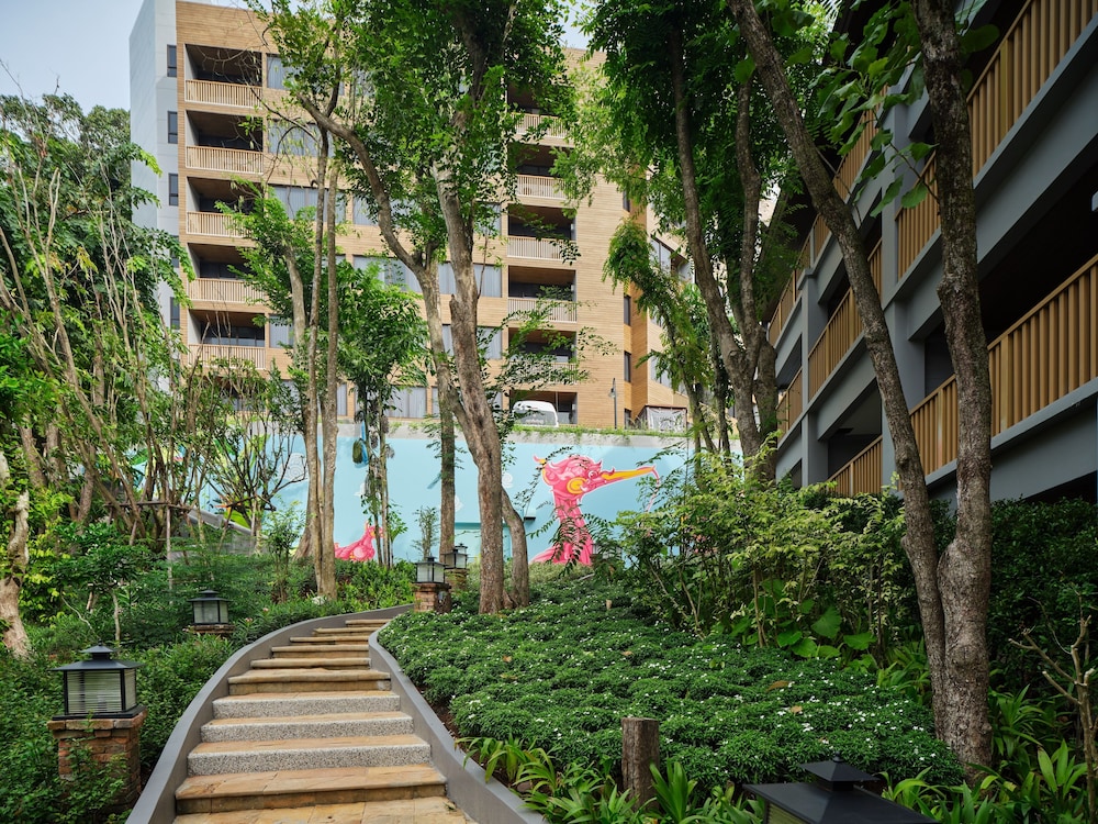 Children's play area - outdoor