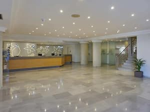 thumbnail: Reception