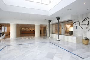 thumbnail: Reception