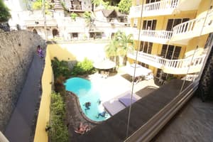 thumbnail: Balcony view