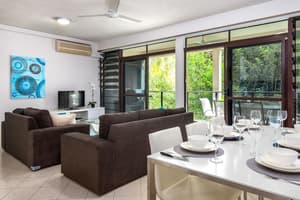 thumbnail: In-room dining