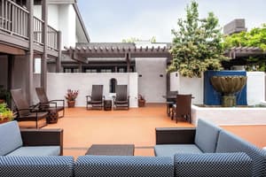 thumbnail: Terrace/patio