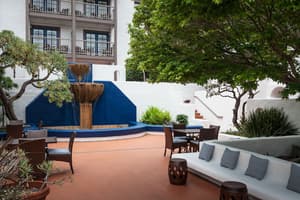 thumbnail: Courtyard