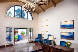 thumbnail: Interior