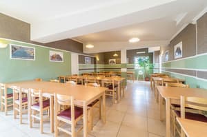 thumbnail: Breakfast area