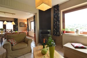 thumbnail: Interior detail