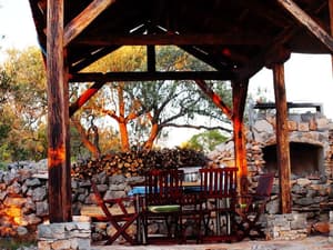 thumbnail: Courtyard