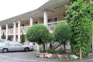 thumbnail: Exterior