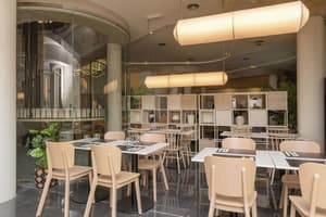 thumbnail: Food court