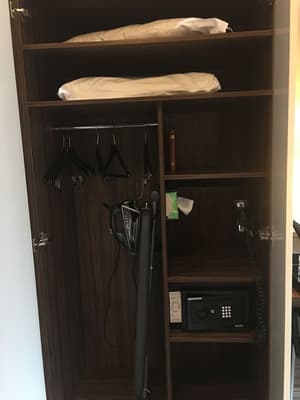 thumbnail: Room amenity