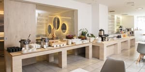 thumbnail: Breakfast area