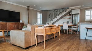 thumbnail: Living area
