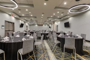 thumbnail: Banquet hall