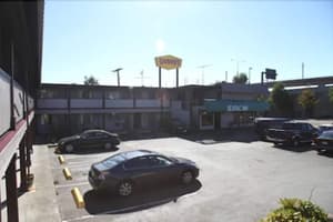 thumbnail: Parking