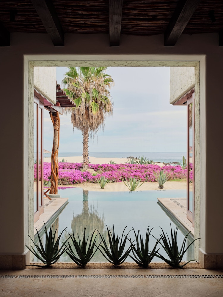 Private pool