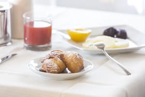 thumbnail: Breakfast buffet