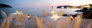 thumbnail: Outdoor dining