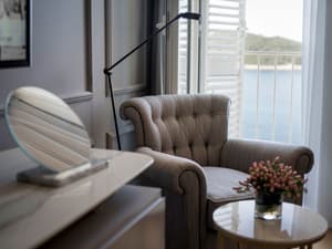thumbnail: Living area