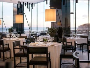 thumbnail: Restaurant