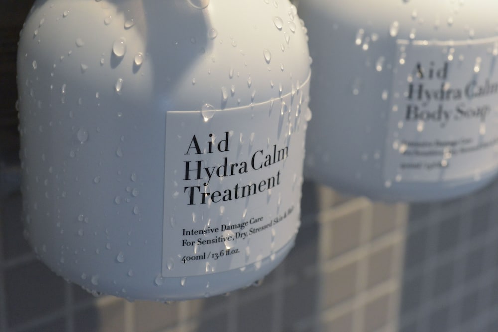 Bathroom amenities