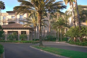 thumbnail: Front of property