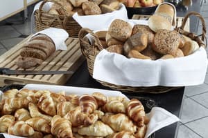 thumbnail: Snack bar