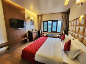 thumbnail: Room