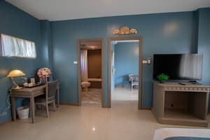 thumbnail: Room