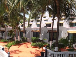 thumbnail: Property grounds