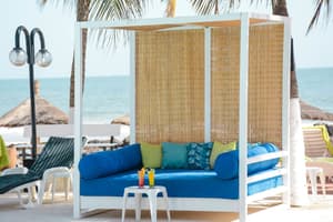 thumbnail: Beach bar