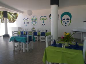 thumbnail: Restaurant