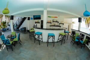 thumbnail: Breakfast area