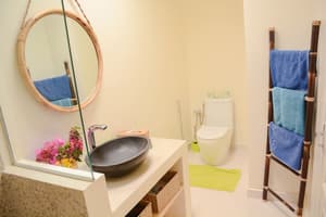 thumbnail: Bathroom