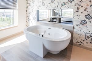 thumbnail: Bathroom