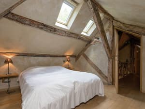 thumbnail: Room amenity