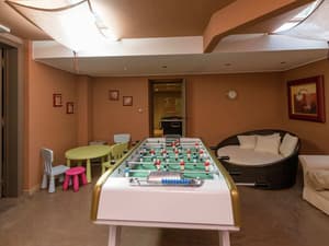 thumbnail: Room amenity