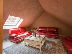 thumbnail: Living room