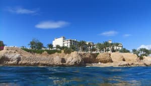 thumbnail: Exterior