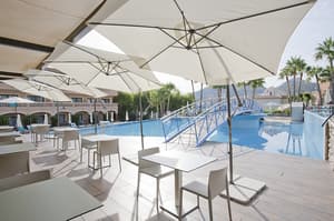 thumbnail: Outdoor pool