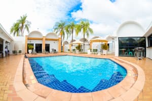 thumbnail: Pool