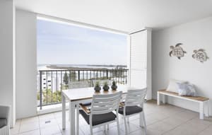thumbnail: Terrace/patio