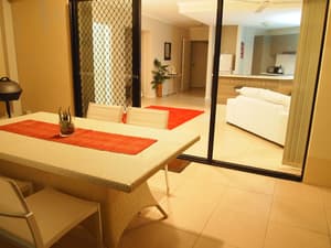 thumbnail: In-room dining