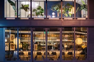 thumbnail: Restaurant