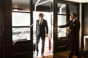 thumbnail: Interior entrance