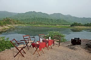 thumbnail: Outdoor dining