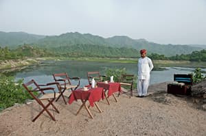 thumbnail: Outdoor dining