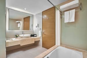 thumbnail: Bathroom