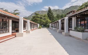 thumbnail: Exterior