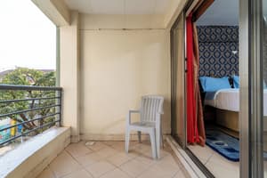 thumbnail: Balcony view