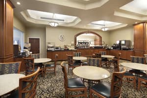 thumbnail: Breakfast area